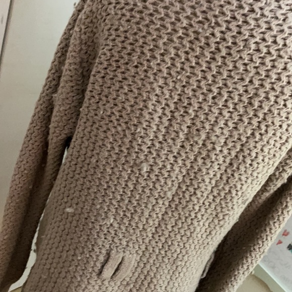Old Navy Chunky Cardigan Sweater - Picture 3 of 6
